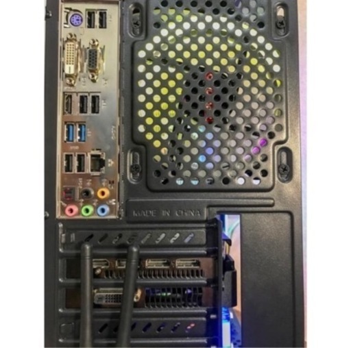 再出品　ゲーミングPC 引取に来れる方でお願い致します。