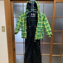子供用　スキーウェア