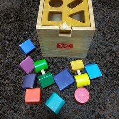 積み木　型はめ