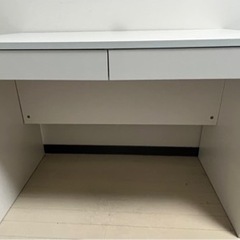 パソコンデスク の画像