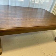 引き取り限定！こたつとこたつ布団の画像