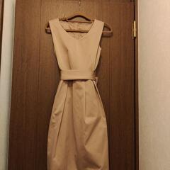 ロペピクニック　ベージュ　ドレス