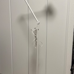 IKEAフロアランプ「NYMÅNE ニーモーネ」