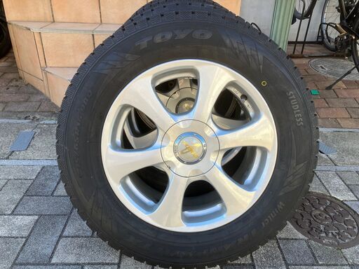 スタッドレスタイヤ　215/65R16インチ　ホイール付き4本セット
