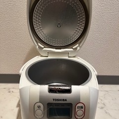 一升炊き炊飯器　TOSHIBA  少し難ありの画像
