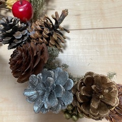 クリスマス  お正月 飾り ハンドメイド 材料 リース  キャンドル 飾り  リボン 松ぼっくり  ハンドメイド 手作り 素材として。 そのままでも、アレンジしても。の画像