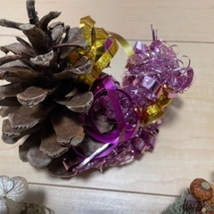 クリスマス  お正月 飾り ハンドメイド 材料 リース  キャンドル 飾り  リボン 松ぼっくり  ハンドメイド 手作り 素材として。 そのままでも、アレンジしても。の画像