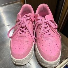 ナイキ　エアフォース1 ピンク