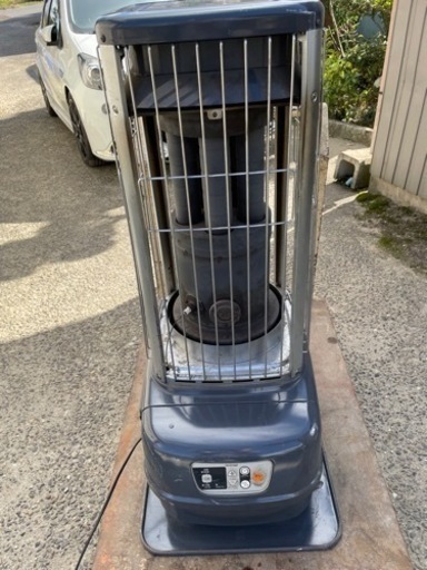 業務用大型ストーブ　トヨトミ製