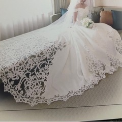 【⚠️有償取引】ウェディングドレスの画像