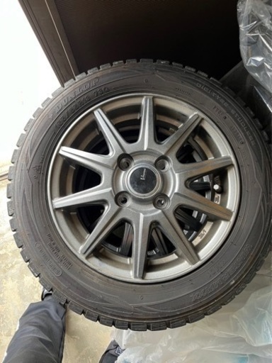 ホイール付きスタッドレスタイヤ