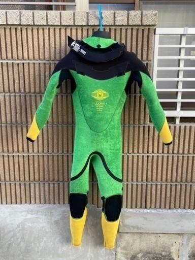 オニールウエットスーツ　セミドライ