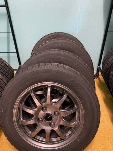 中古ホイール付タイヤ Toyoタイヤ製 OBSERVE GARIT GIZ スタッドレスタイヤ 14インチ