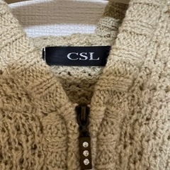 ショート丈 パーカー セーター の画像