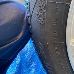スタッドレス　タイヤ　ホイール　セットの画像