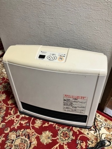 ガスファンヒーター(2,000円)