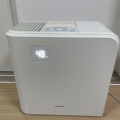 アイリスオーヤマ加湿器　2021年製HVH-700R1-W
