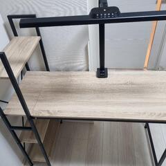 ラック付きデスク