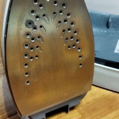 TOSHIBA 東芝 コードレススチームアイロン Lacoo TA-FVX80 ●中古●の画像