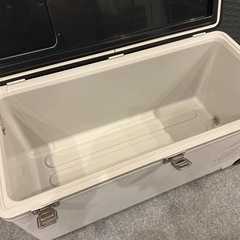 48H ホリデーランドクーラー 48L ホワイト [クーラーボックスの画像
