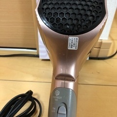 ハンドドライヤーの画像