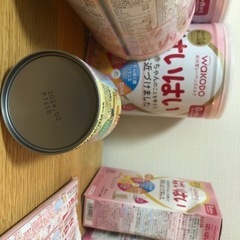 はいはい　粉ミルク　ミルク缶の画像