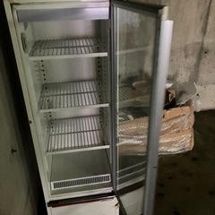 アサヒ　業務用　冷蔵庫の画像