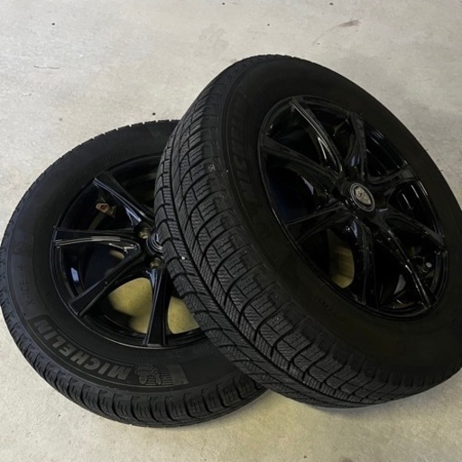 スタッドレスタイヤ　ホイル付き185/65R15  