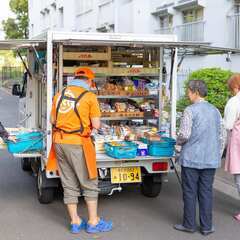 吹田市の買い物難民を救う！移動スーパー「とくし丸」ドライバー（個人事業主）の画像