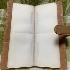 無料　カード収納ケースの画像