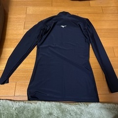 野球アンダーシャツ長袖ハイネック