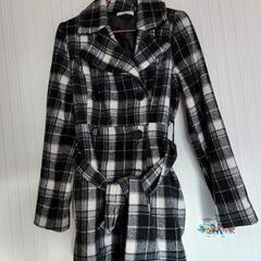 1月8日処分。リップサービス　コートの画像