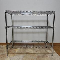 3段スチールラックの画像