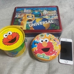 USJ 缶 小物入れ エルモ他
