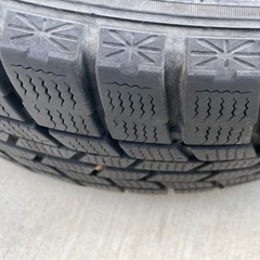 ホイール(15インチ)付きスタッドレスタイヤ4本セット185/60R15グッドイヤーアイスナビの画像