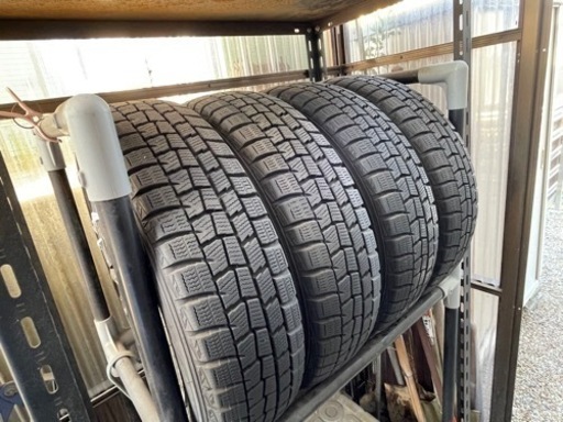 軽自動車　スタッドレスタイヤ155/65R14 ホイール、ナット付き