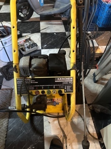 エンジン高圧洗浄機