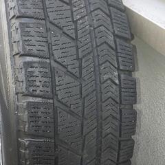 軽 タント 145/80R13 スタッドレスタイヤの画像