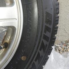 軽 タント 145/80R13 スタッドレスタイヤの画像