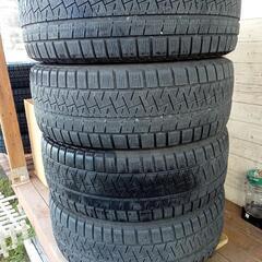 23日（土）までピレリ・スタッドレス215/60R17あげます