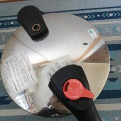 【値下げ！】圧力鍋　パール金属　5.5リットルの画像