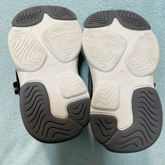 子供の靴　(美品)の画像