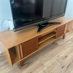 ナフコテレビ台　150cm