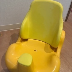 アップリカ　はじめてのお風呂からすぐ使えるバスチェアの画像