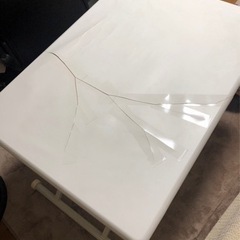 ダイニングテーブル