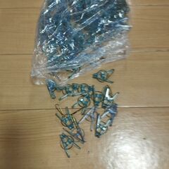 ポリカーボネート製洗濯バサミ