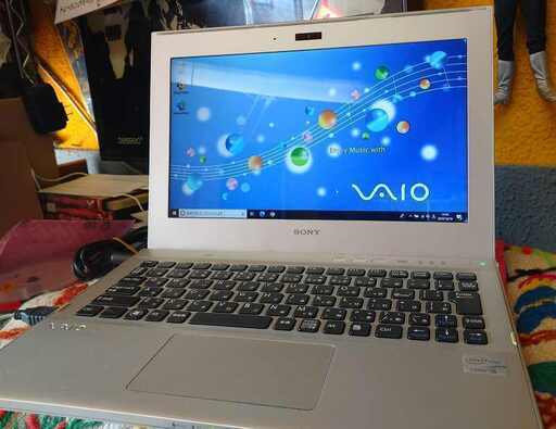 ノートパソコン new SONY Vaio SVT1111AJ Core i5