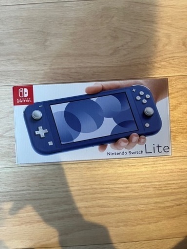 任天堂　Switch Lite ブルー