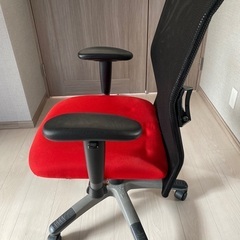 疲れないキャスター付き椅子の画像