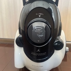 2013年SHARP製 サイクロン掃除機 EC-CT12の画像